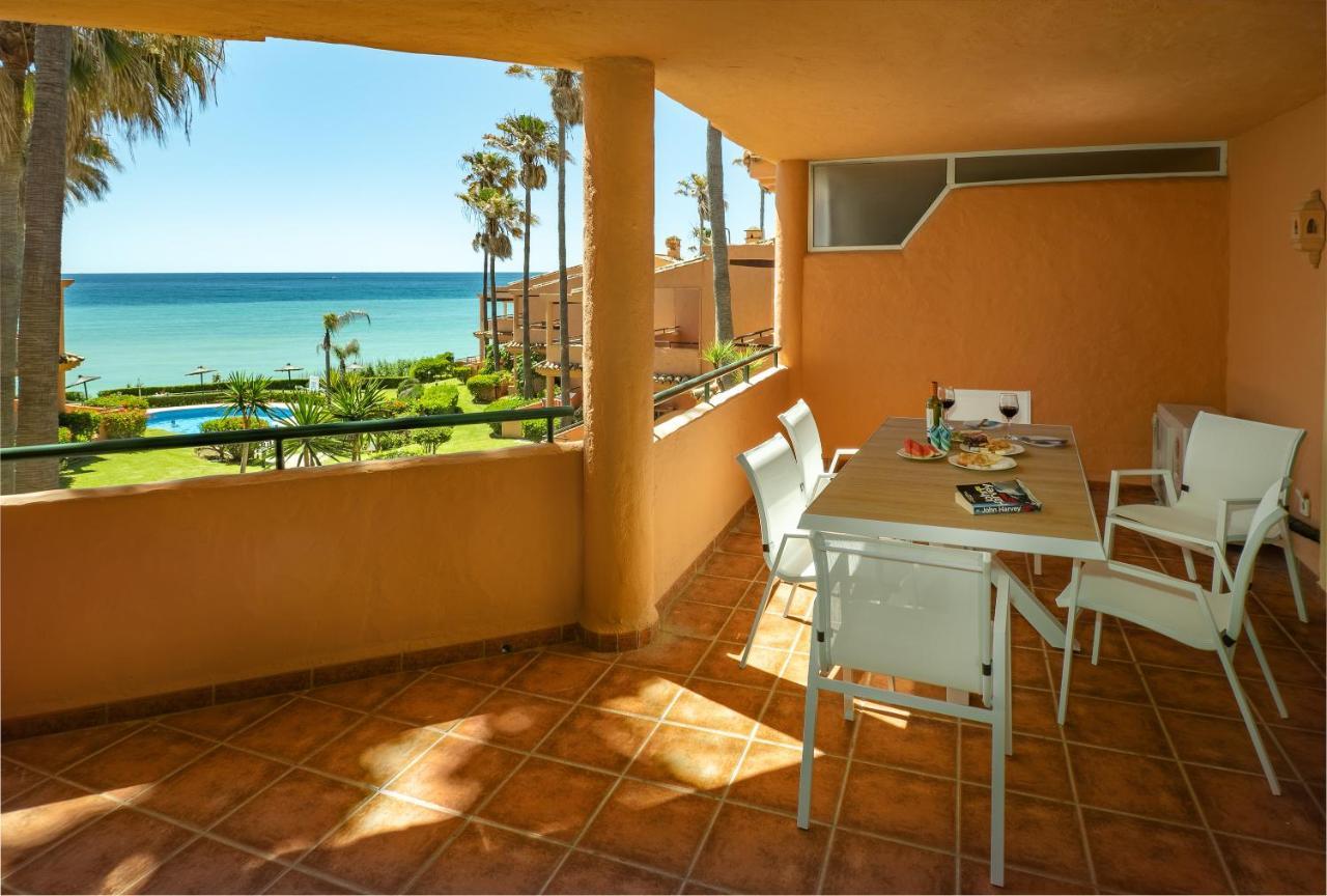Fantastic Beachfront Apartment Estepona